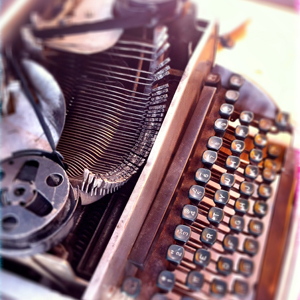 Belle machine à écrire vintage