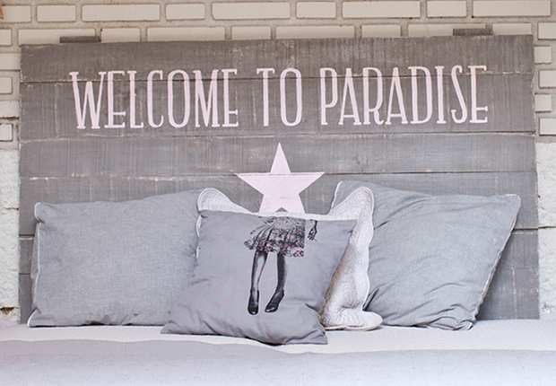 Tête de lit en bois grise foncé Paradise